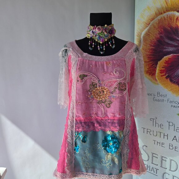 Vintage Style Victorian Rainbow Butterfly Rose Choker - Picture 2 of 9